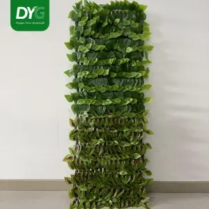Expandable Faux Ivy Fence Privacy Screen for Patio Outdoor Balcony Bedroom Decor