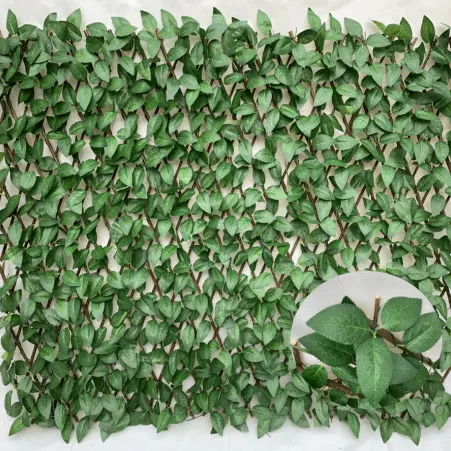 faux expandable privacy fence screen stretchable vine privacy fence wall Hedge (1)