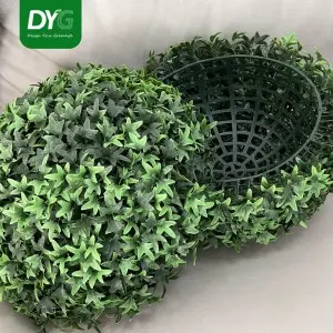 Artificial Plant Boxwood Topiary Balls UV Protected Faux Plants Decorative Balls for Outdoor Patio Garden Balcony