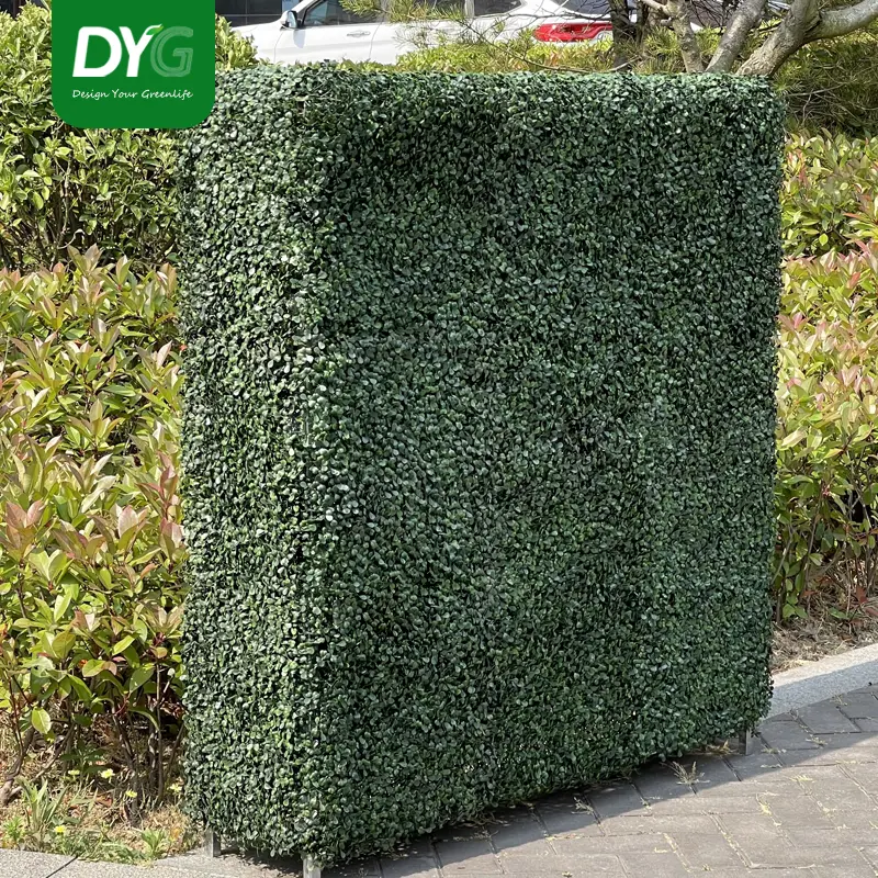Artificial Boxwood Panel Vertical Green Wall Outdoor Fence Panels Artificial Foliage Grass Hedge Fence Plante Artificielle Featured Image